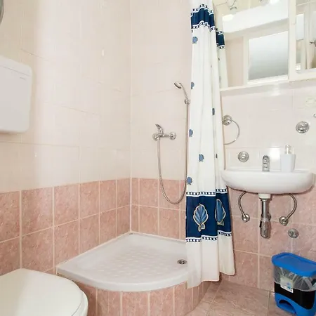 Ivan Guest house 3*